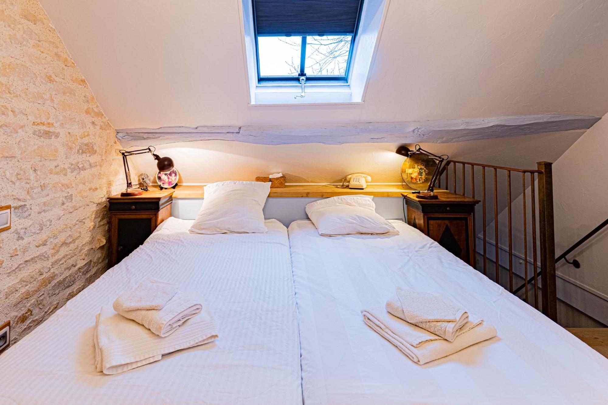 Le Domaine Des Carriers Bed & Breakfast Chevroches Phòng bức ảnh