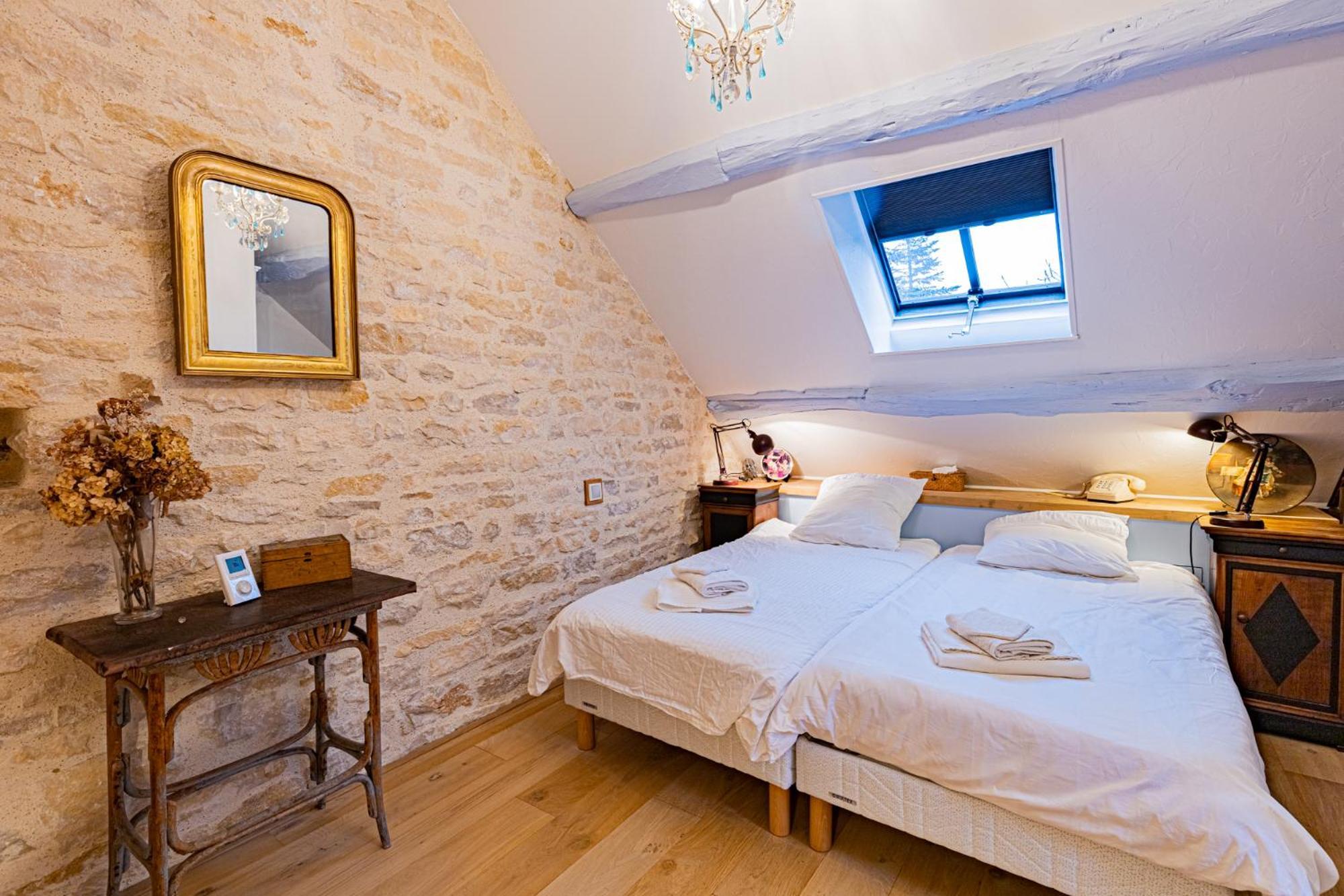 Le Domaine Des Carriers Bed & Breakfast Chevroches Phòng bức ảnh